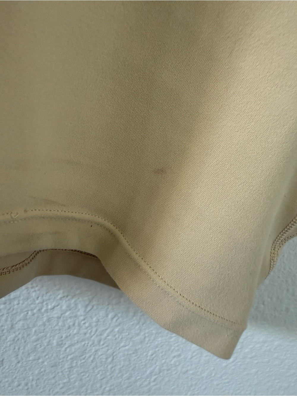 Women's Lululemon butter cream yellow scoop neck top - Picture 5 of 8